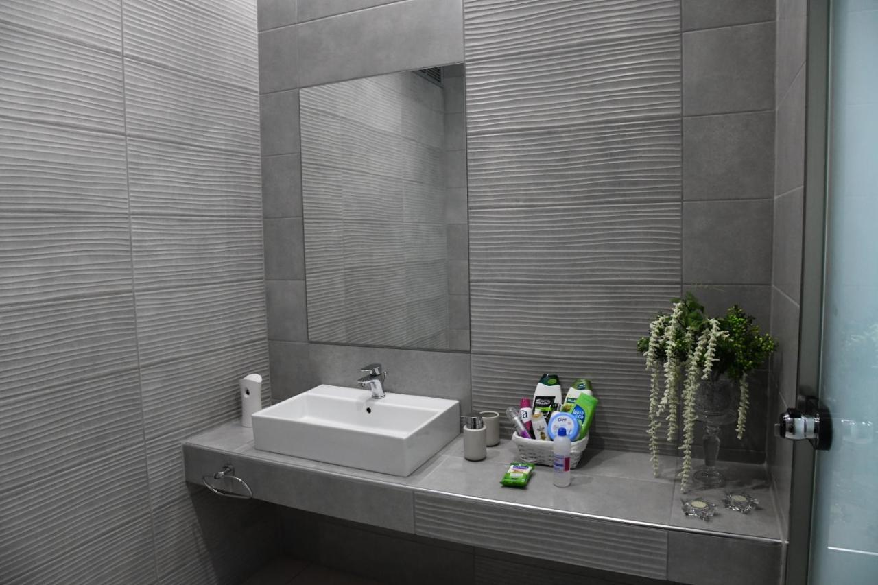 City Heart Luxury Studios Rhodes City Екстер'єр фото