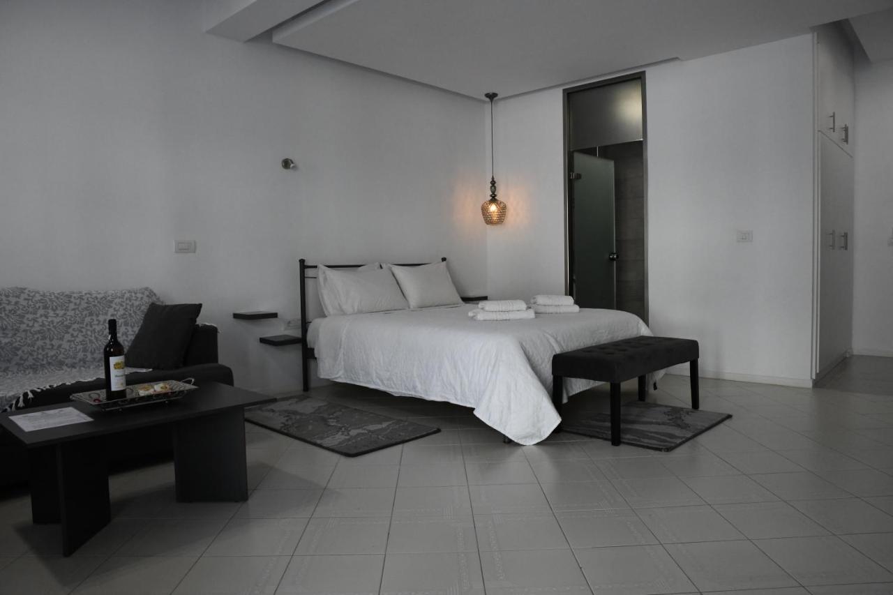 City Heart Luxury Studios Rhodes City Екстер'єр фото