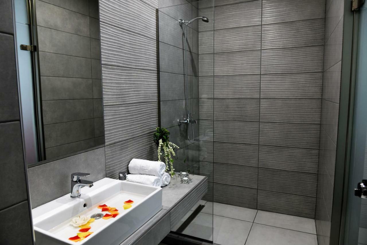 City Heart Luxury Studios Rhodes City Екстер'єр фото